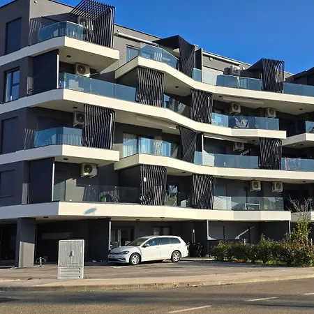 Superior Tibor With A Grand Terrace Apartment *