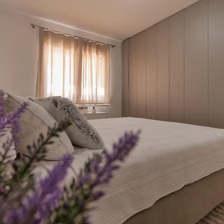 Superior Tibor With A Grand Terrace Apartment Umag