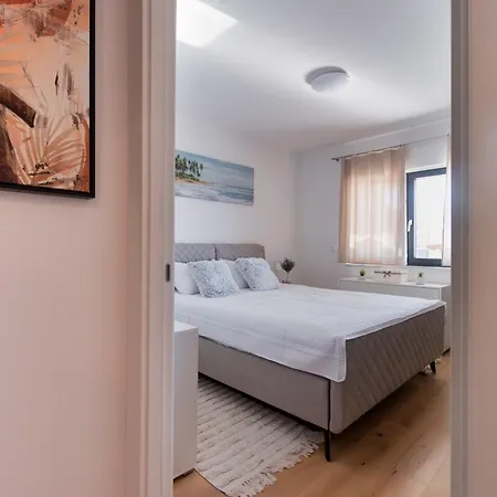 Apartamento Superior Tibor With A Grand Terrace *