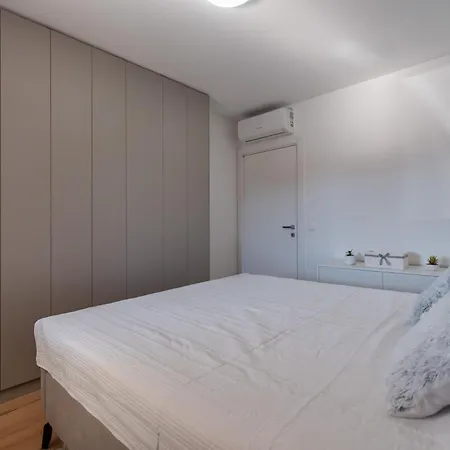 Apartamento Superior Tibor With A Grand Terrace Umag